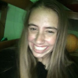 Meet your Posher, Louise